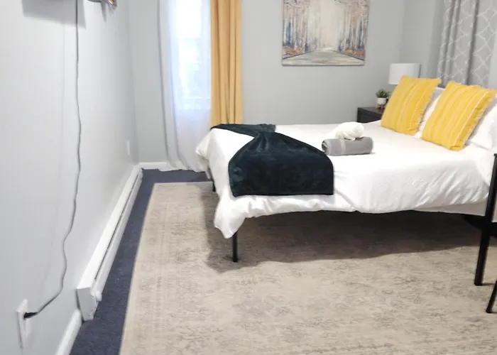 Entire 2-Bed Private Apt - Ewr/Nyc/Outlet Mall